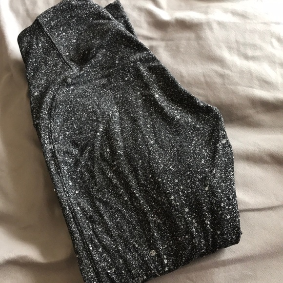 LULULEMON Worn once! - Picture 4 of 5